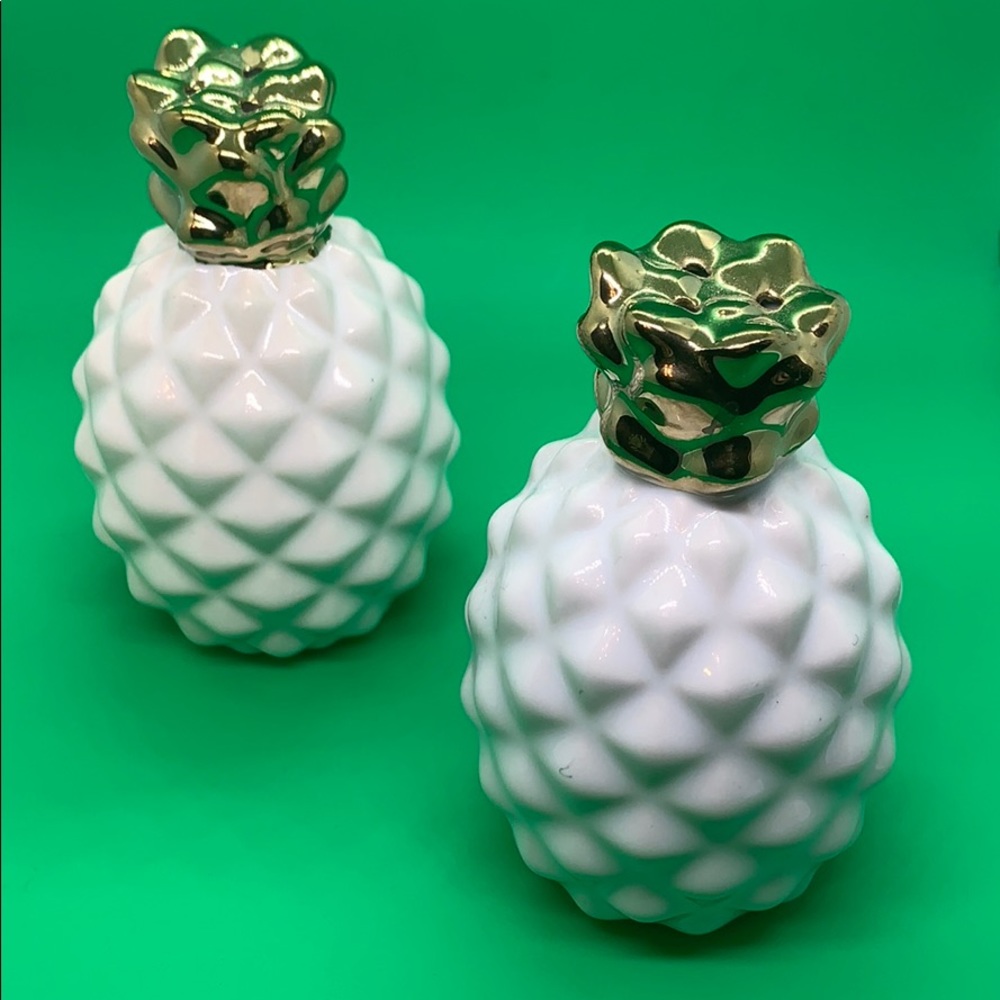 🍍Salt & Pepper Shakers 🍍